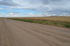 Read more about the article Country Road: Dirt Road