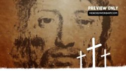 Read more about the article Face Of Jesus And Three White Crosses