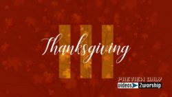 Read more about the article Thanksgiving Background With Falling Leaves